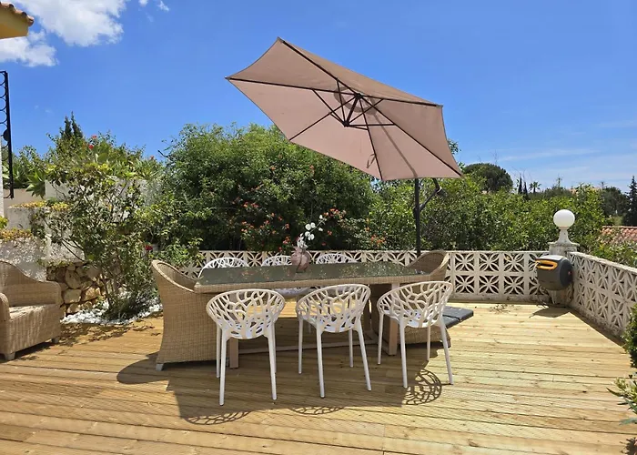 Pool, Sea Views And Privacy V208 *