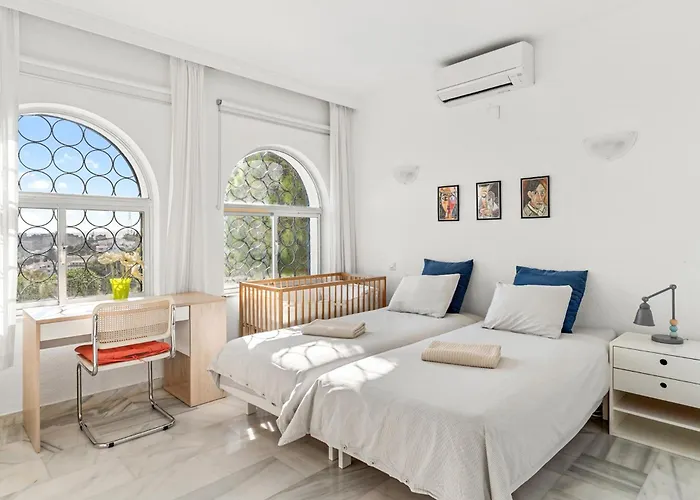 בית נופש Pool, Sea Views And Privacy V208