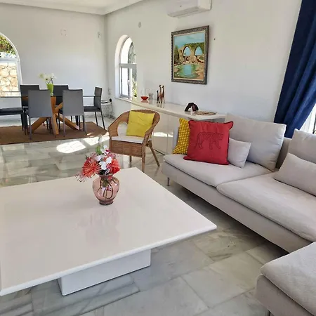 Pool, Sea Views And Privacy V208 Hébergement de vacances Fuengirola