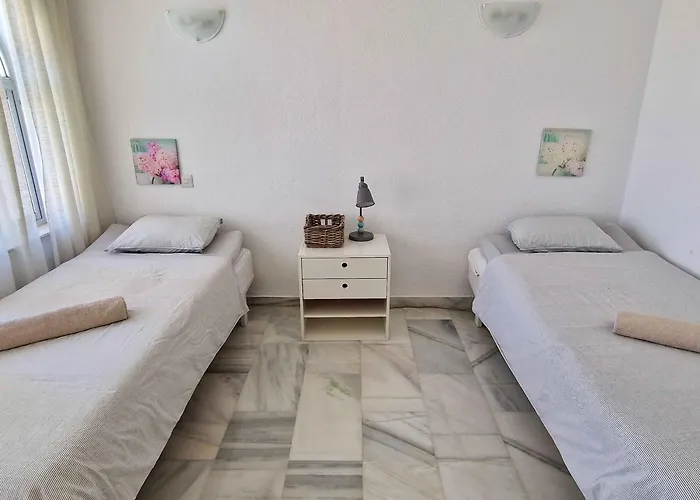 Pool, Sea Views And Privacy V208 Hébergement de vacances